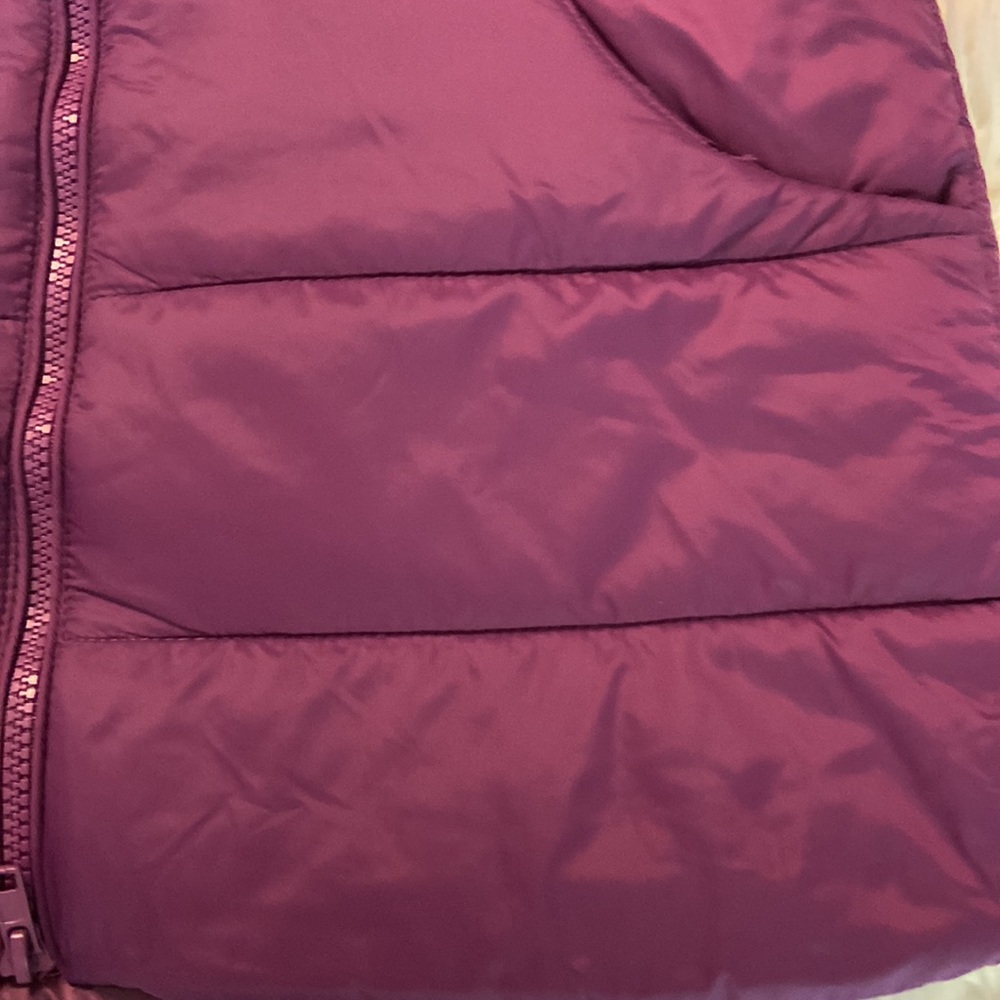 Zelos XS puffy vest brand new with tags long 29” bust 30” with two front pockets - Picture 4 of 9